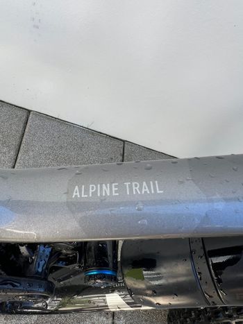Używany Marin Alpine Trail Carbon 2 2024 2024 Mountainbike — zdjęcie 18 z 25
