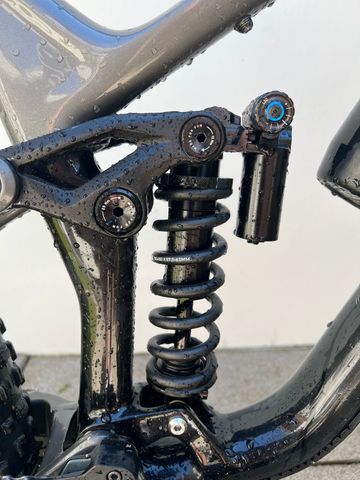 Marin Alpine Trail Carbon 2 2024 2024 Mountainbike usato, Nero — immagine 16 di 25