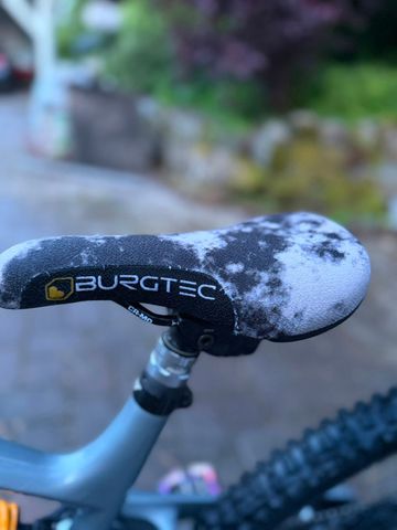 YT Industries Capra UNCAGED 11 MX 2023 2023 Mountainbike usato, Grigio chiaro — immagine 11 di 11