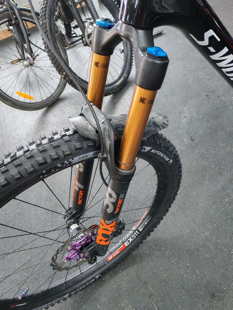 Używany Specialized S-Works Stumpjumper EVO Frameset 2023 2023 Mountainbike — zdjęcie 6 z 8