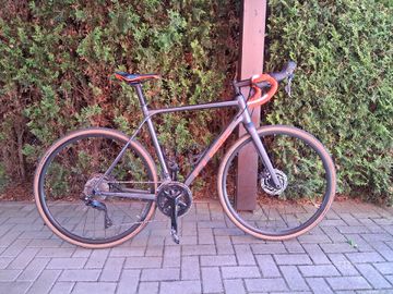 Tweedehands CUBE Cross Shimano 105 2024 Road & Gravel