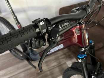 Used CRUSSIS E-Full 12.11 800wh AVINOX M2S 2027 Mountainbike, Red — image 9 of 22