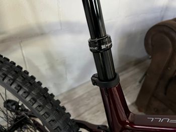Used CRUSSIS E-Full 12.11 800wh AVINOX M2S 2027 Mountainbike, Red — image 4 of 22