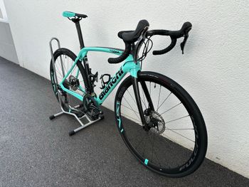 Używany Bianchi Oltre XR3 Disc Ultegra 2020 2020 Road & Gravel — zdjęcie 10 z 15