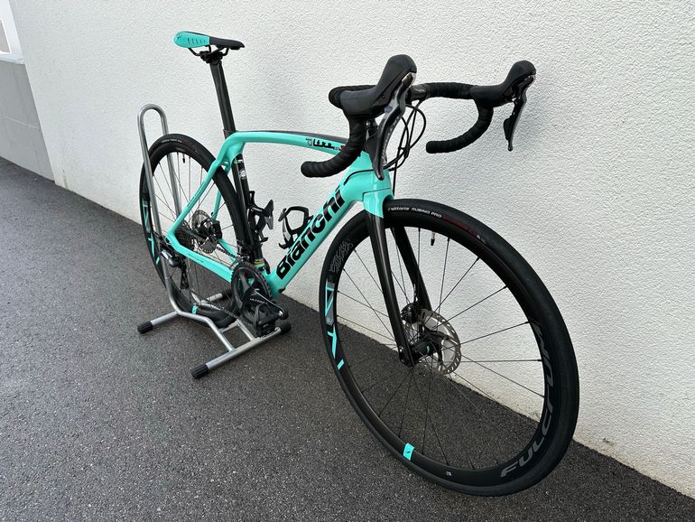 Używany Bianchi Oltre XR3 Disc Ultegra 2020 2020 Road & Gravel — zdjęcie 10 z 15