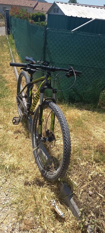 Specialized Crave Expert 29 2016 2016 Mountainbike usato, Nero — immagine 2 di 7