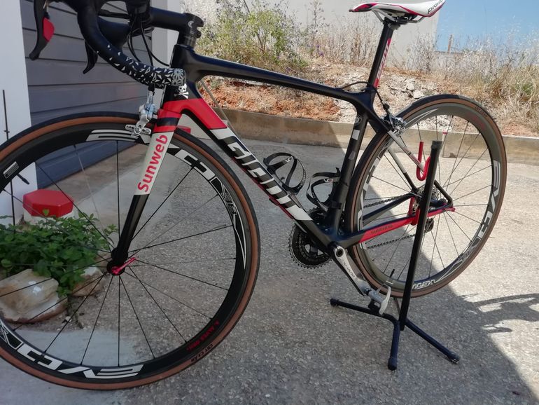 Używany Giant TCR Advanced Pro Team 2019 2019 Road & Gravel — zdjęcie 1 z 4