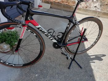 Używany Giant TCR Advanced Pro Team 2019 2019 Road & Gravel — zdjęcie 4 z 4