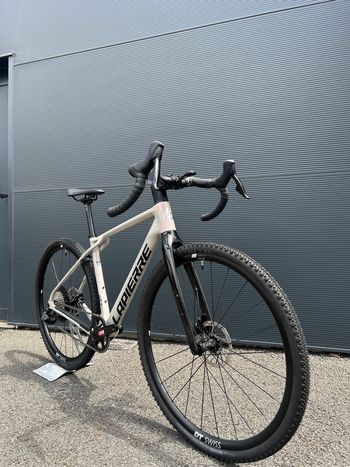 Used Lapierre Crosshill CF 6.0 AXS 2025 2025 Road & Gravel, White — image 4 of 4