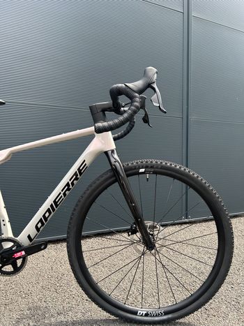 Used Lapierre Crosshill CF 6.0 AXS 2025 2025 Road & Gravel, White — image 2 of 4