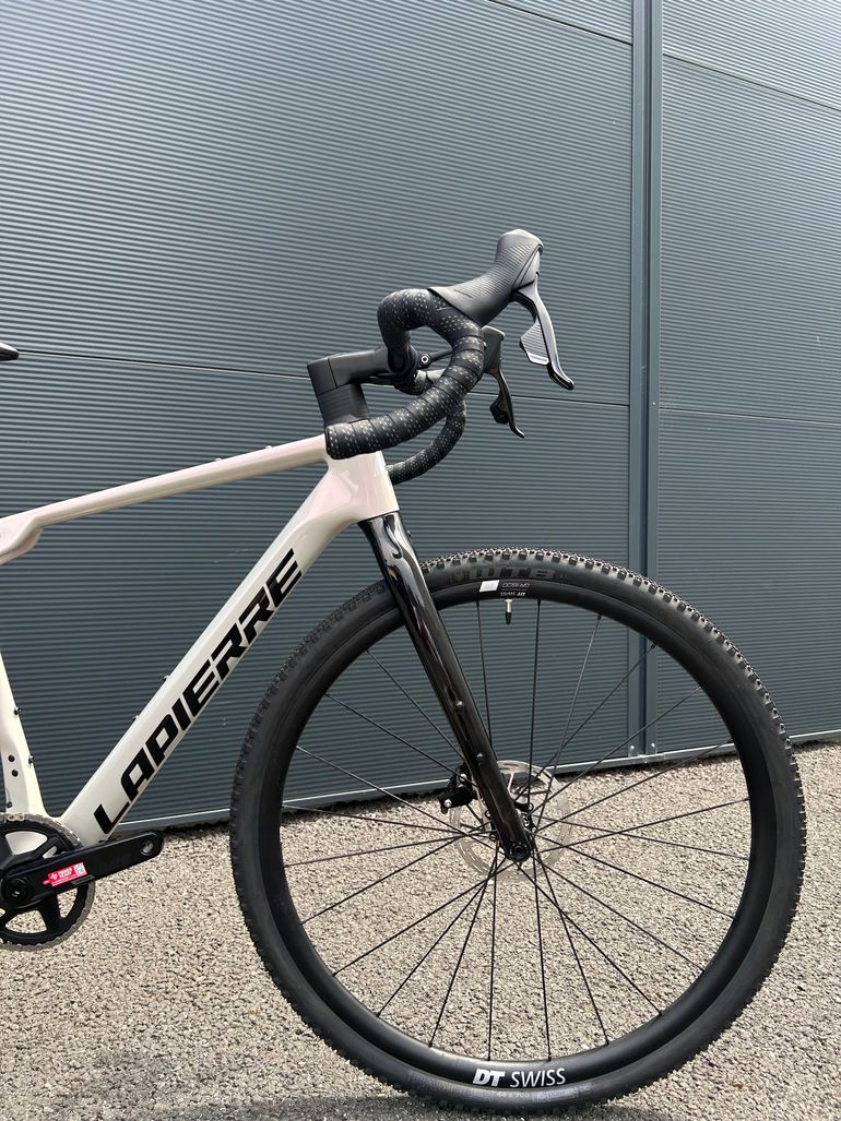 Used Lapierre Crosshill CF 6.0 AXS 2025 2025 Road & Gravel, White — image 2 of 4