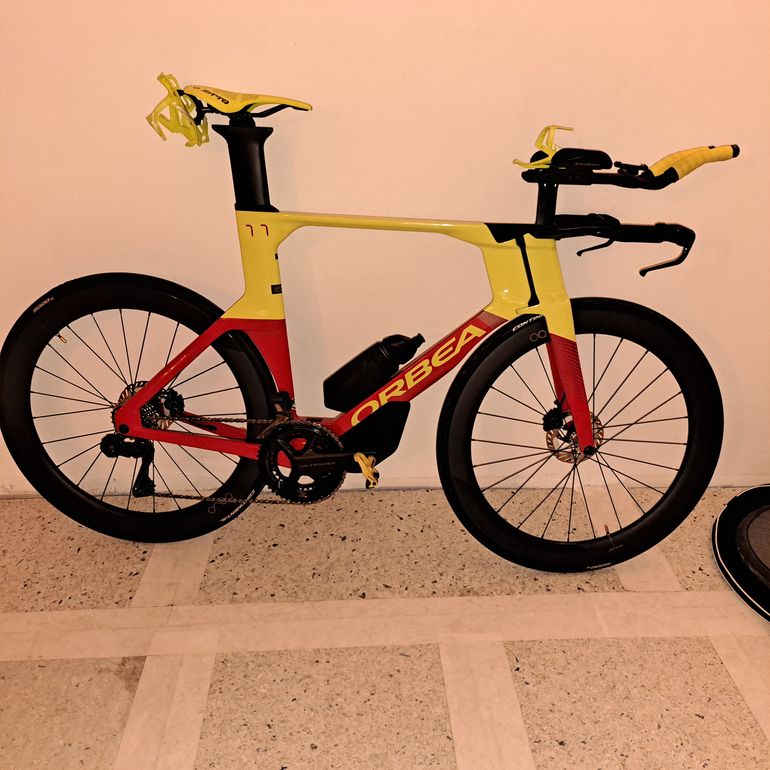 Used Orbea Ordu M20iLTD 2026 2026 Road & Gravel, Red — image 2 of 10