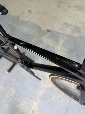 Used BMC Roadmachine 01 FIVE 2023 2023 Road & Gravel, Black — image 12 of 22