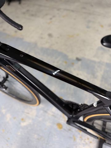 Použité BMC Roadmachine 01 FIVE 2023 2023 Road & Gravel — obrázek 22 z 22