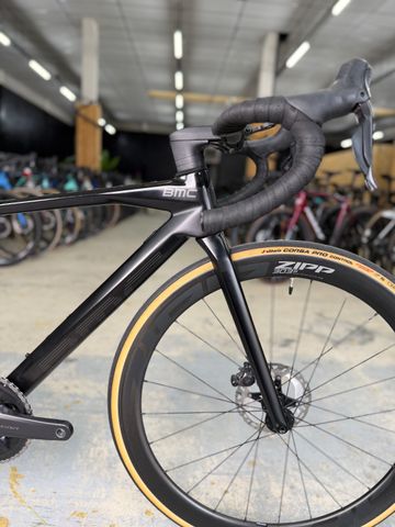 Použité BMC Roadmachine 01 FIVE 2023 2023 Road & Gravel — obrázek 5 z 22