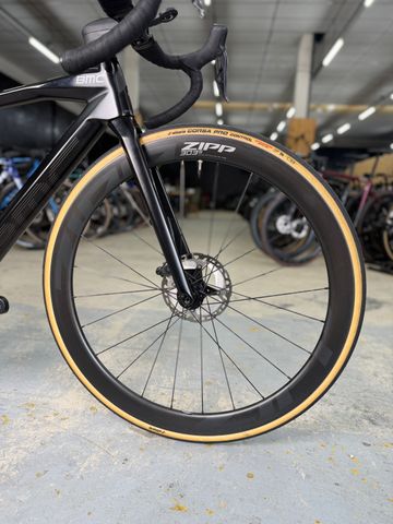 Použité BMC Roadmachine 01 FIVE 2023 2023 Road & Gravel — obrázek 3 z 22