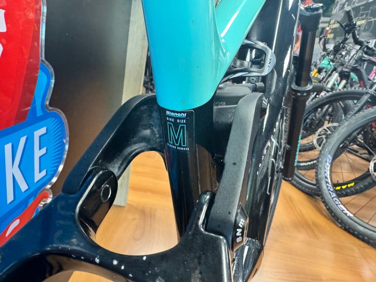 Używany Bianchi T-Tronik Rebel 9.2 - NX/SX EAGLE 2022 2022 Mountainbike — zdjęcie 12 z 27