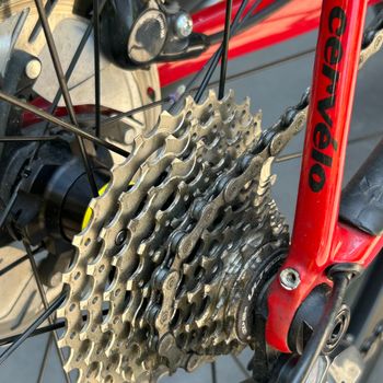 Cervélo C3 Ultegra Disc 2018 (barely Used) 2018 Road & Gravel usato, Rosso — immagine 3 di 14