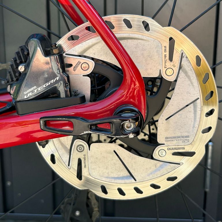 Cervélo C3 Ultegra Disc 2018 (barely Used) 2018 Road & Gravel usato, Rosso — immagine 5 di 14