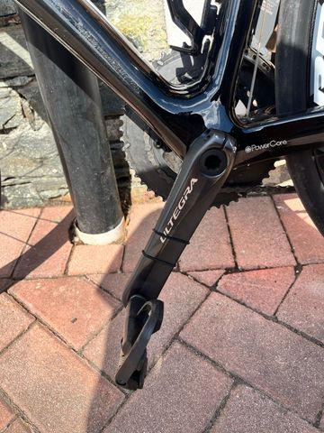 Używany Giant Defy Advanced 1 White 2016 2016 Road & Gravel — zdjęcie 4 z 6