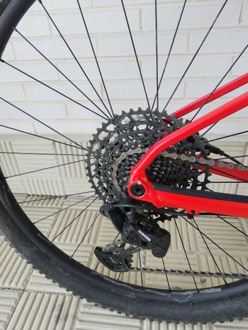 Używany BMC Twostroke AL FOUR 2023 2023 Mountainbike — zdjęcie 5 z 6