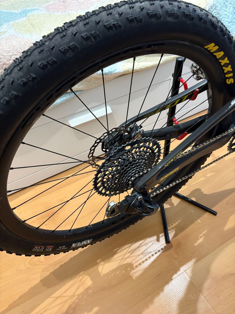 Używany Scott Spark RC World Cup 2023 2023 Mountainbike — zdjęcie 10 z 12