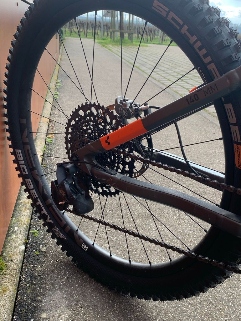 Używany CUBE STEREO 140 HPC TM 27.5 2021 2021 Mountainbike — zdjęcie 3 z 14