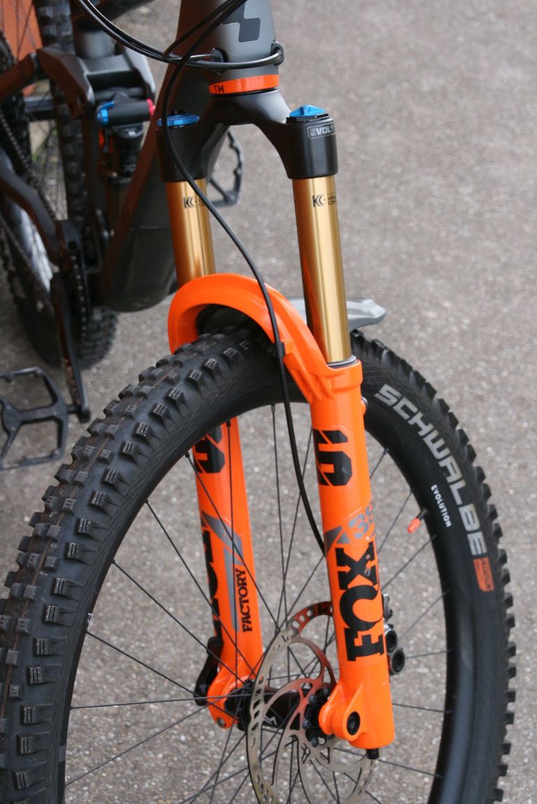 Używany CUBE STEREO 140 HPC TM 27.5 2021 2021 Mountainbike — zdjęcie 6 z 14