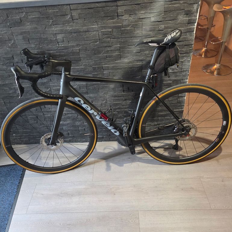 Used Cervélo R5 Ultegra Di2 2023 2023 Road & Gravel, Black — image 2 of 3