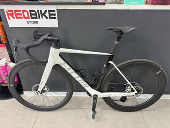 Używany Factor OSTRO VAM - SRAM Red w/ Power Meter 2024 2024 Road & Gravel — zdjęcie 2 z 15