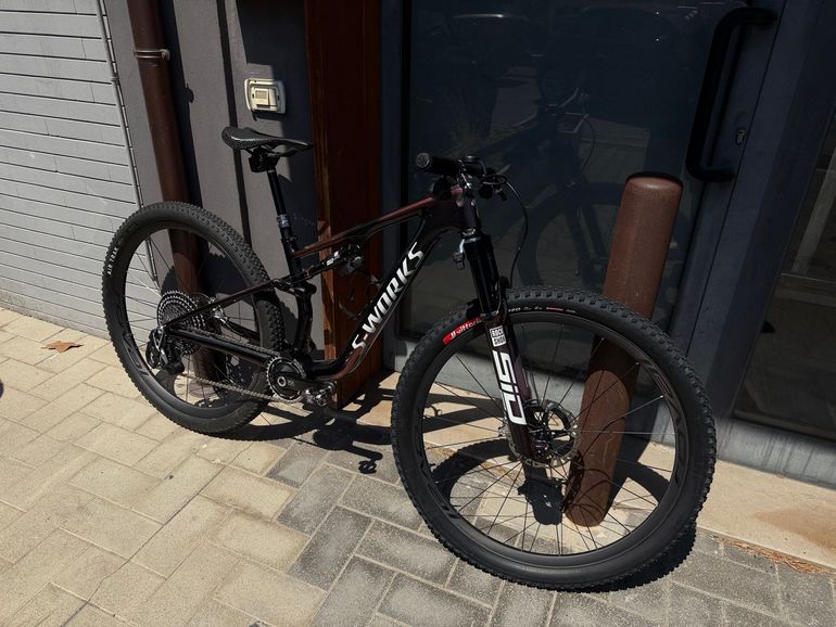 Used Specialized S-Works Epic 8 - SRAM XX AXS, RockShox Ultimate Flight Attendant 2026 2026 Mountainbike, Red, 29 — image 12 of 16
