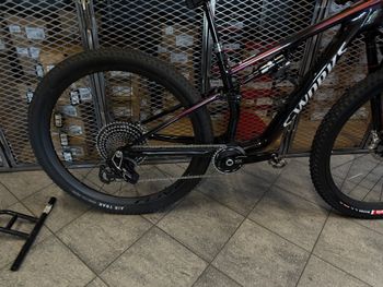Used Specialized S-Works Epic 8 - SRAM XX AXS, RockShox Ultimate Flight Attendant 2026 2026 Mountainbike, Red, 29 — image 2 of 16