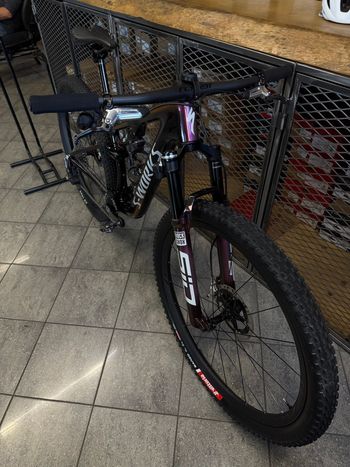 Used Specialized S-Works Epic 8 - SRAM XX AXS, RockShox Ultimate Flight Attendant 2026 2026 Mountainbike, Red, 29 — image 5 of 16