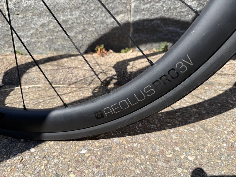 Używany Trek Domane Shimano Ultegra Di2 2022 Road & Gravel — zdjęcie 12 z 18