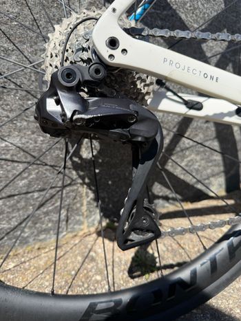 Używany Trek Domane Shimano Ultegra Di2 2022 Road & Gravel — zdjęcie 4 z 18
