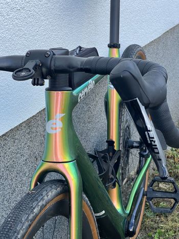 Used Cervélo Aspero SRAM Force eTap AXS 2024 Road & Gravel, Green — image 10 of 17