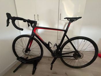 Używany Colnago V3 Disc Rival AXS Bike 2024 2024 Road & Gravel — zdjęcie 2 z 3