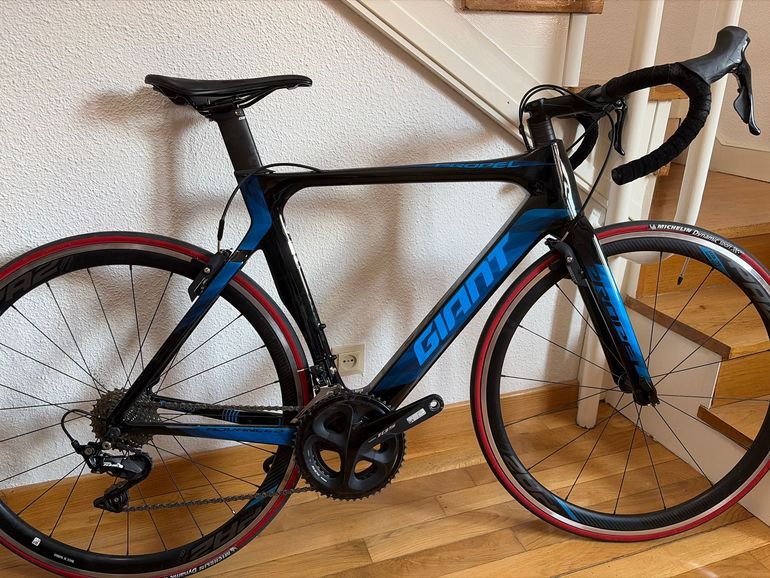 Used Giant Propel Shimano 105 2019 Road & Gravel, Blue — image 1 of 5