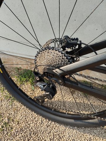 Used Canyon Neuron Shimano Deore XT 2017 Mountainbike, Black — image 3 of 11