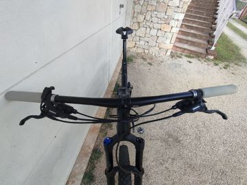 Used Canyon Neuron Shimano Deore XT 2017 Mountainbike, Black — image 6 of 11