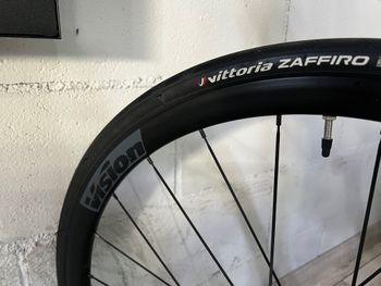 Used Berria BELADOR ELITE 105 2025 2025 Road & Gravel, White — image 18 of 20