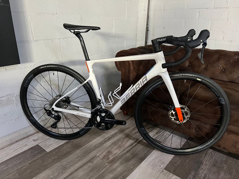 Used Berria BELADOR ELITE 105 2025 2025 Road & Gravel, White — image 1 of 20