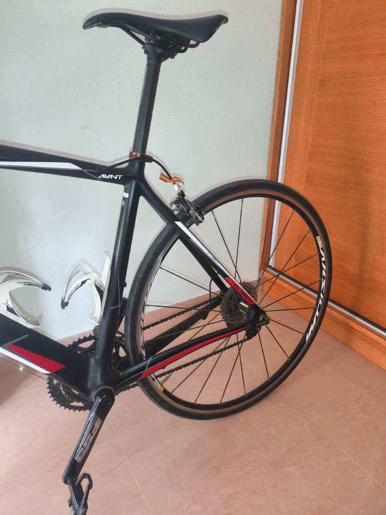 Used Orbea Avant Shimano 105 2017 Road & Gravel, Black — image 5 of 7