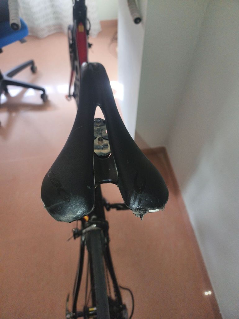 Used Orbea Avant Shimano 105 2017 Road & Gravel, Black — image 6 of 7