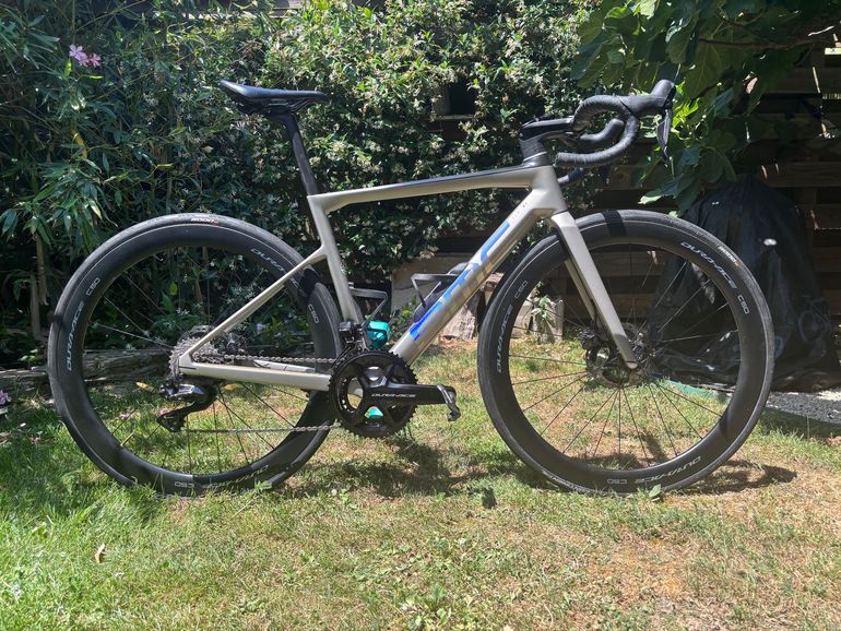 Używany BMC Teammachine SLR 01 TWO 2023 2023 Road & Gravel — zdjęcie 1 z 15