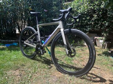 Gebrauchtes BMC Teammachine SLR 01 TWO 2023 2023 Road & Gravel, Hellgrau — Bild 6 von 15