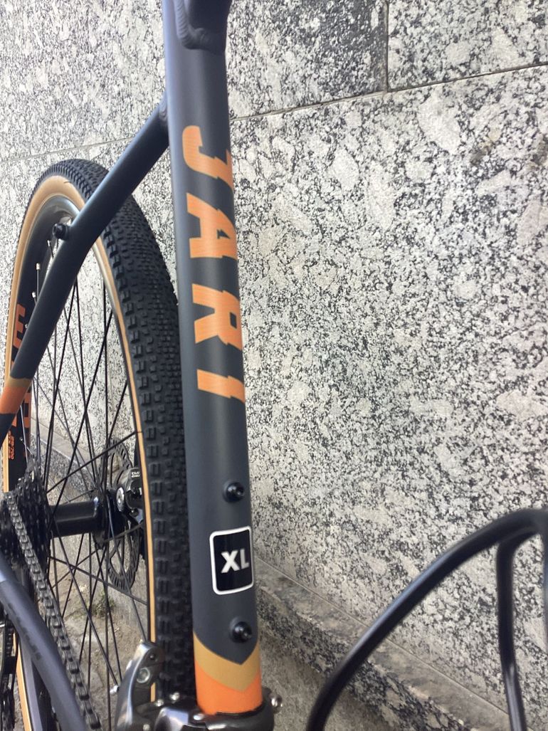 Używany Fuji Jari 2.5 2025 2025 Road & Gravel — zdjęcie 7 z 8
