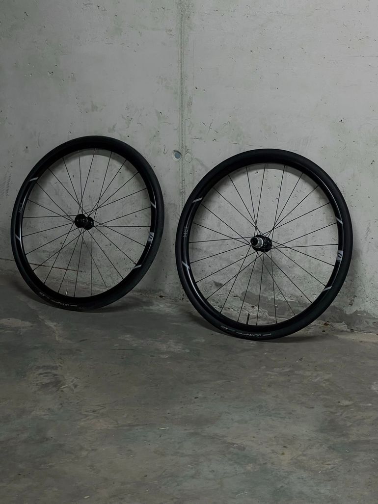 Used Basso Venta Shimano 105 2023 Road & Gravel, Black — image 6 of 6