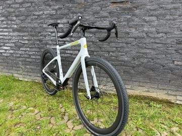 Used Cervélo Aspero SRAM Rival eTap AXS 2025 Road & Gravel, White — image 3 of 7