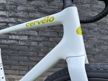 Used Cervélo Aspero SRAM Rival eTap AXS 2025 Road & Gravel, White — image 4 of 7